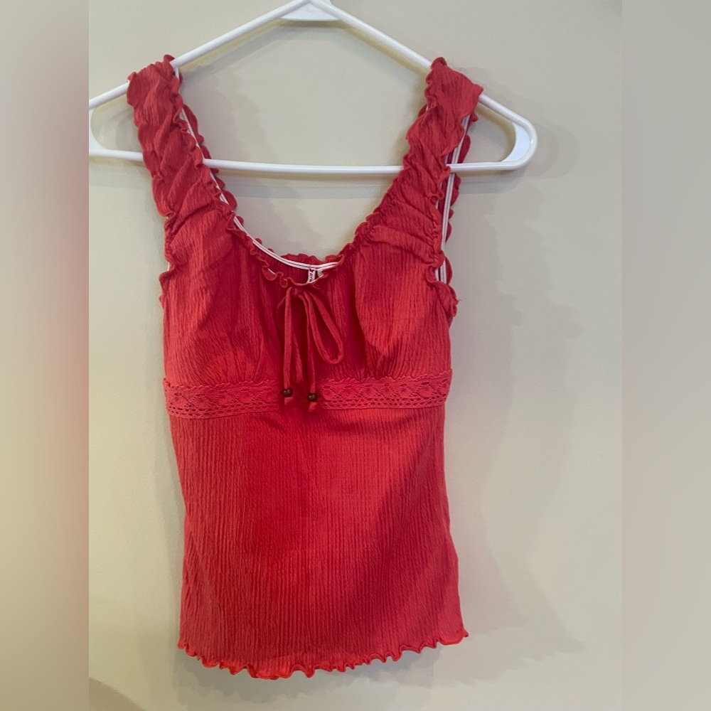 Red Paint red tank Size M